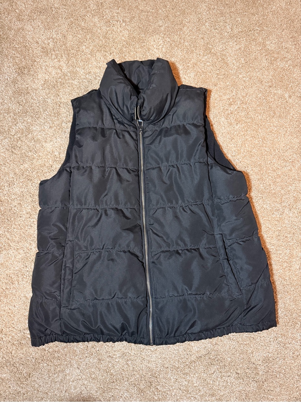 Black Quilted Puffer Vest - Old Navy XL